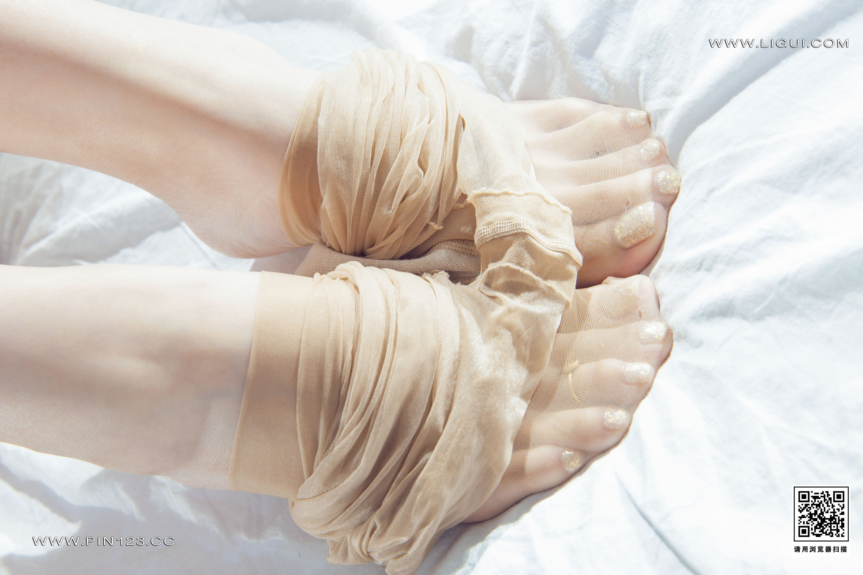 Ligui丽柜 2023.07.17 《甜蜜的陪伴》 心心